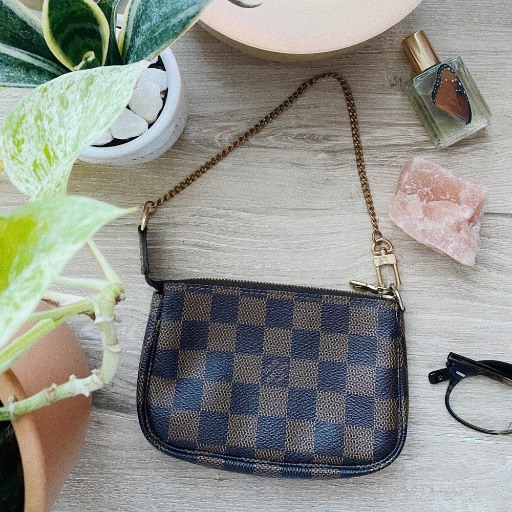 Louis Vuitton • AUTHENTIC Mini Pochette Damier
